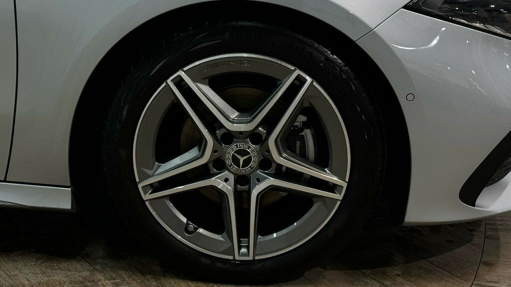 Mercedes-Benz A Class A200 Amg Line Executive WP74BXO Silver #5