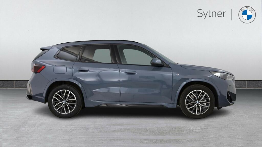 BMW X1 Sdrive 20I Mht M Sport Step YA25AFZ Blue #3