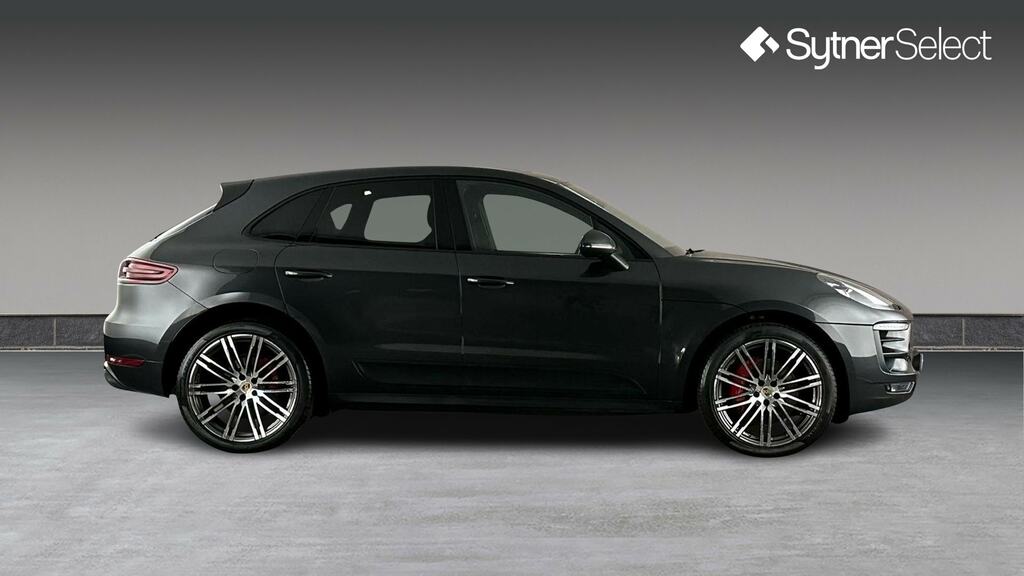 Porsche Macan Gts Pdk YP17MKE Red #3