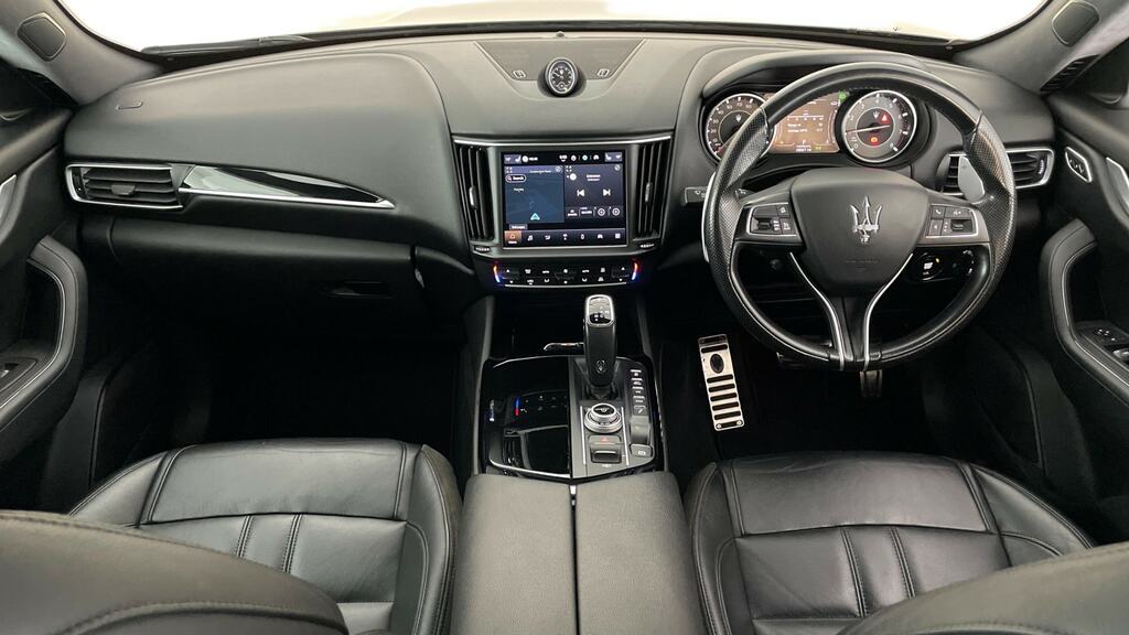 Maserati Levante V6 Modena YC23FSF Black #6