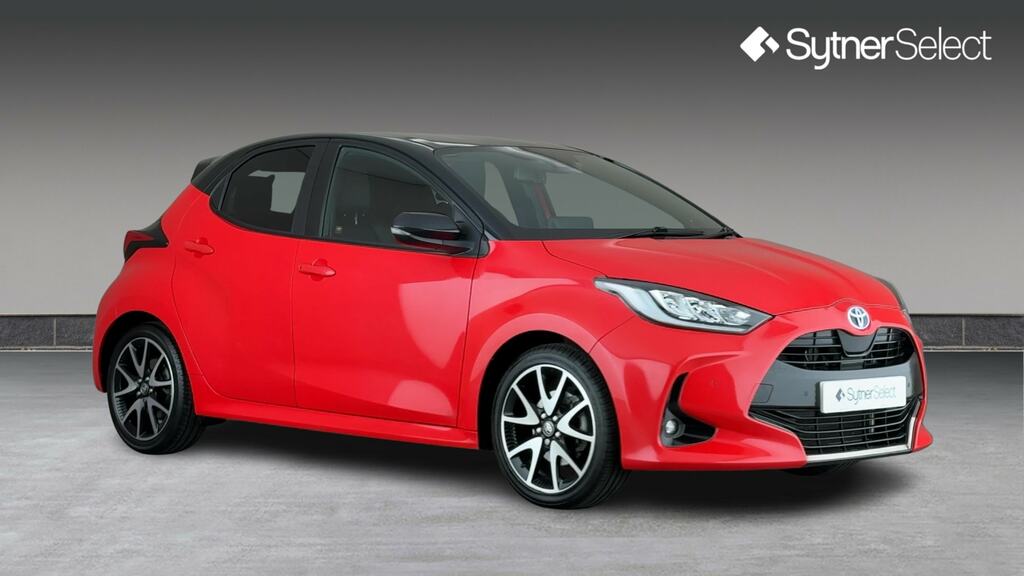 Toyota Yaris 1.5 Hybrid Launch Edition Cvt Red