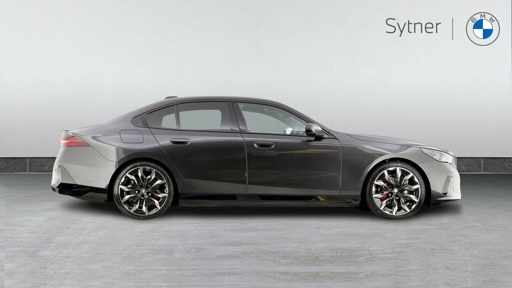 BMW i5 250Kw Edrive40 M Sport Pro 84Kwh BD26KWK Grey #3