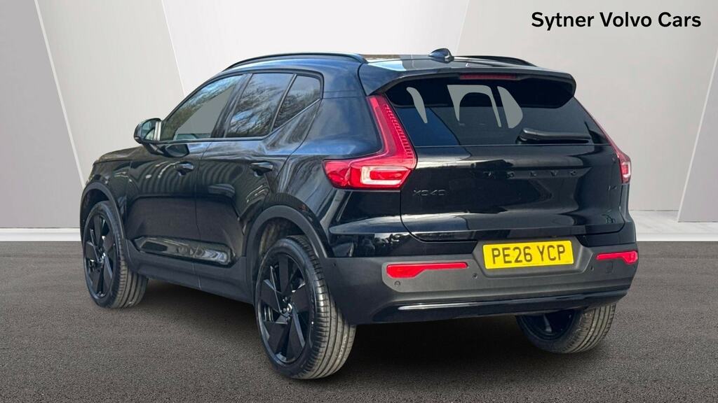 Volvo XC40 2.0 B4p Ultra Black Edition PE26YCP Black #2