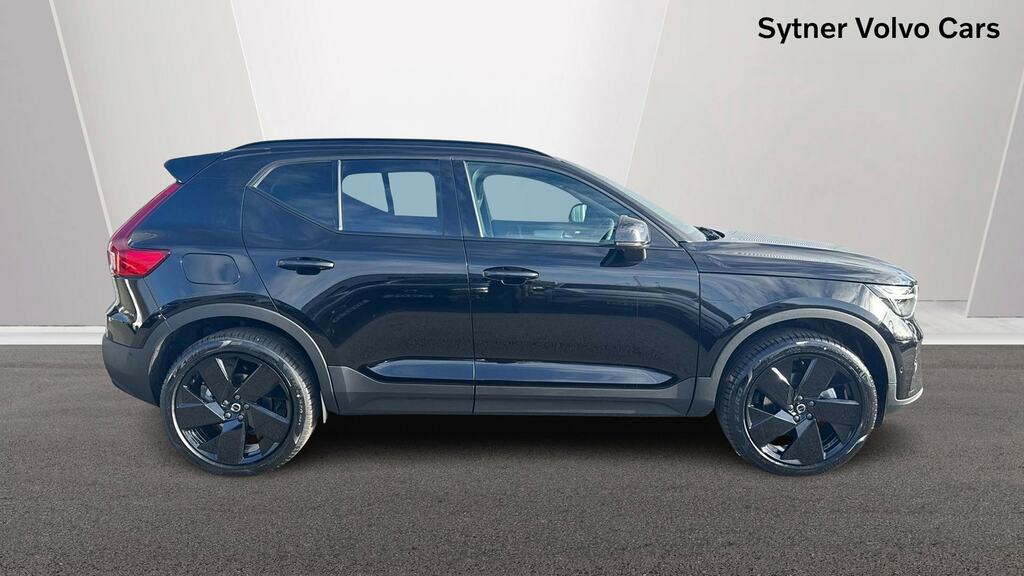Volvo XC40 2.0 B4p Ultra Black Edition PE26YCP Black #3