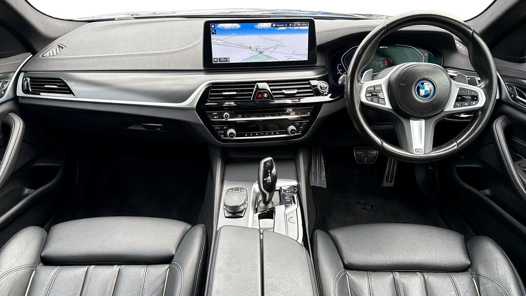 BMW 5 Series 530E M Sport YB72LUE Black #4