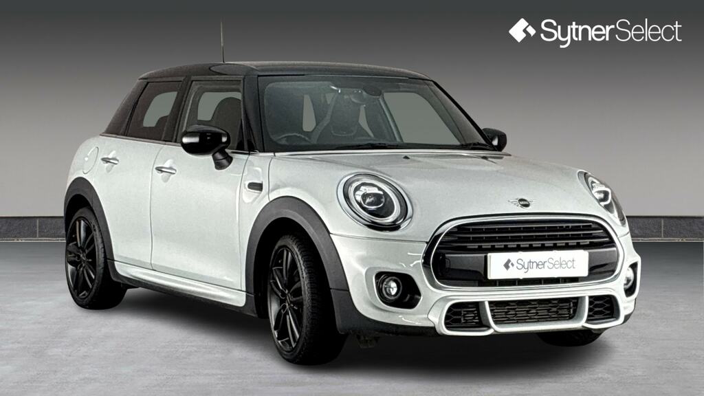 Mini Hatch 1.5 Cooper Sport II Comfortnav Pack White