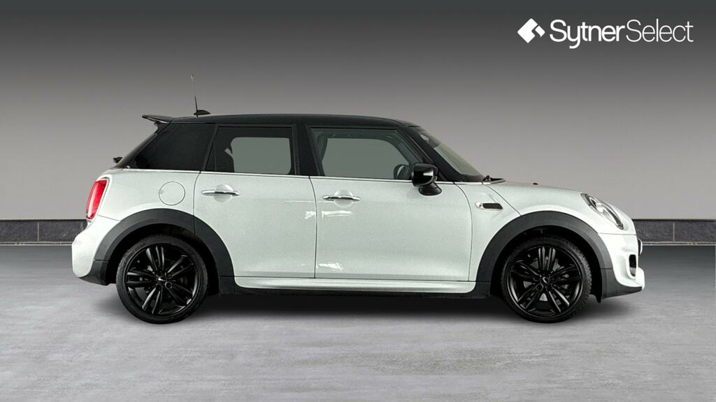 Mini Hatch 1.5 Cooper Sport II Comfortnav Pack WM70DWO White #3