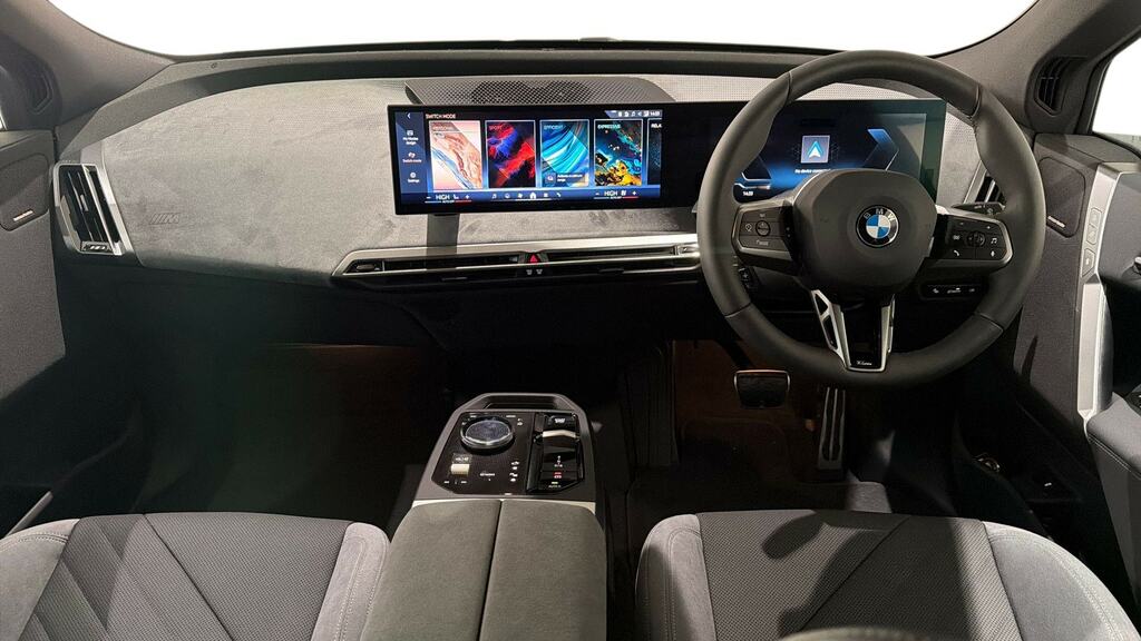 BMW iX 300Kw Xdrive45 M Sport 101Kwh Pro Pack CV26UKO Blue #4