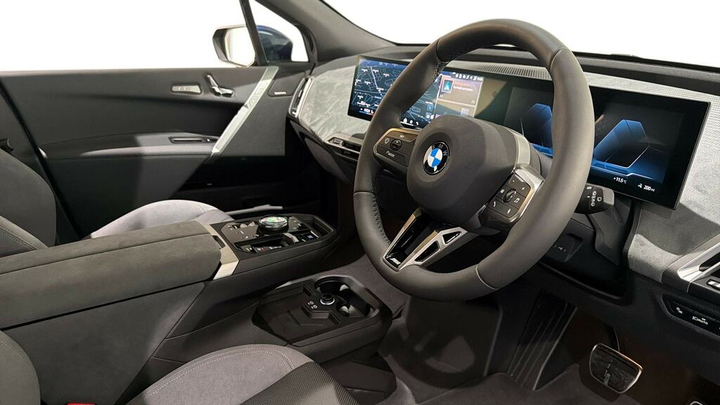 BMW iX 300Kw Xdrive45 M Sport 101Kwh Pro Pack CV26UKO Blue #6