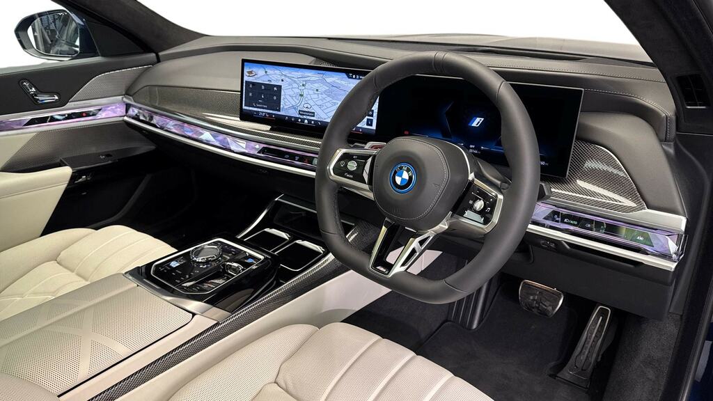 BMW i7 335Kw Edrive50 M Sport 105.7Kwh Exec Blue #6