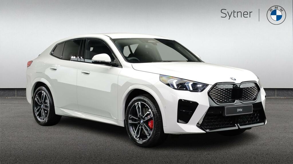 BMW iX2 230Kw Xdrive30 M Sport 65Kwh Techpro BD26EHN White