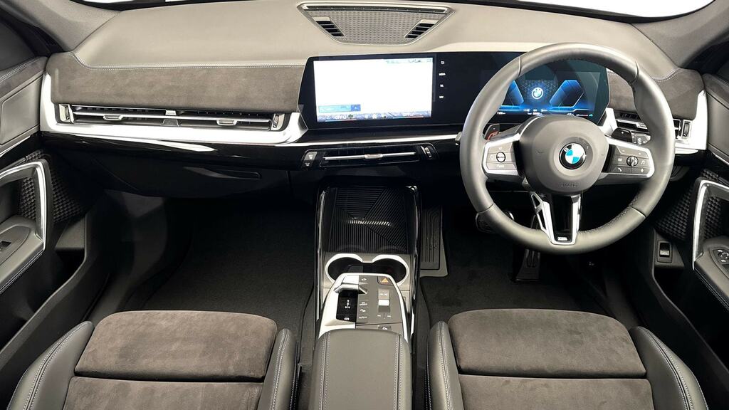 BMW X1 Sdrive 20I Mht M Sport Step Black #4