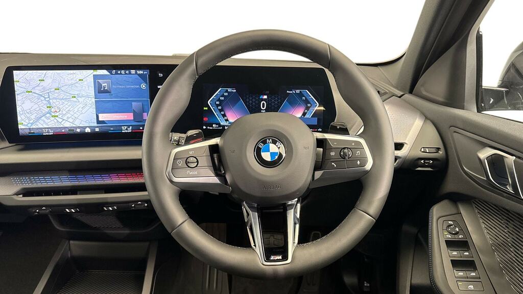 BMW 1 Series 123 Xdrive M Sport Step BG26LWZ Black #5