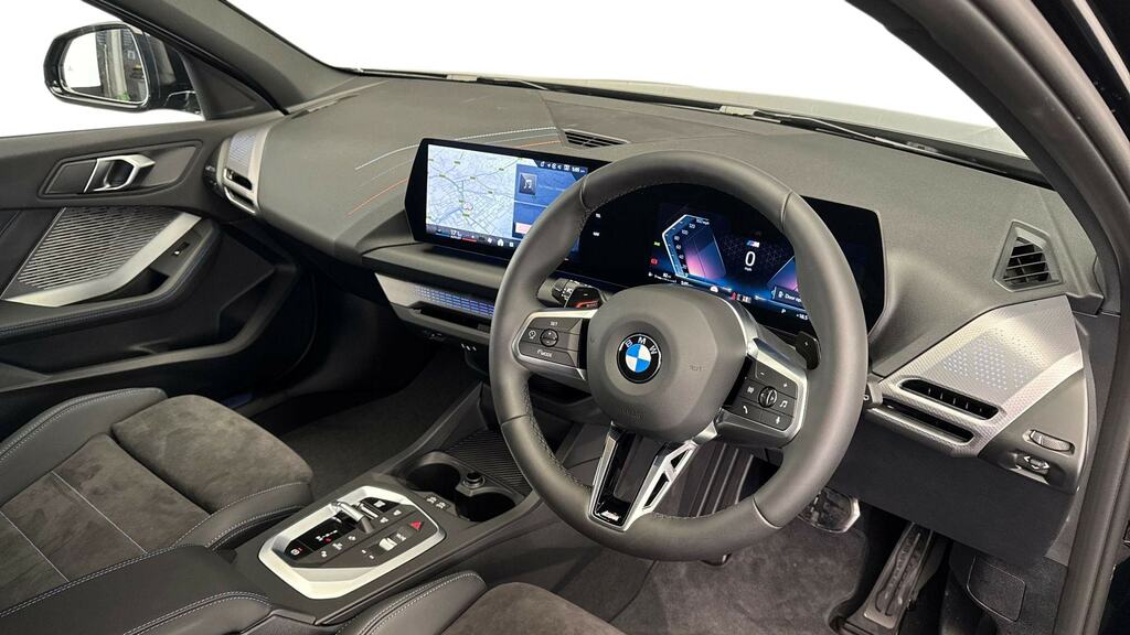 BMW 1 Series 123 Xdrive M Sport Step BG26LWZ Black #6