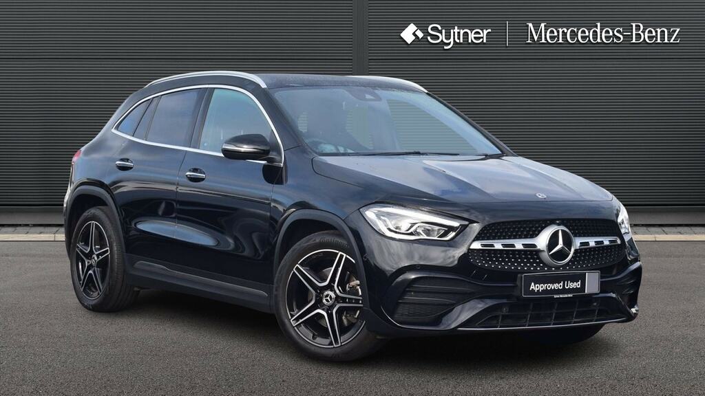 Mercedes-Benz GLA Class Gla 220D 4Matic Amg Line Premium Black