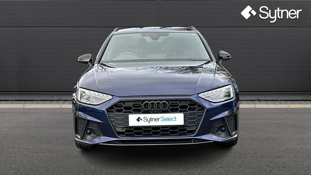 Audi A4 Avant 35 Tdi Black Edition S Tronic NX22SWY Blue #6