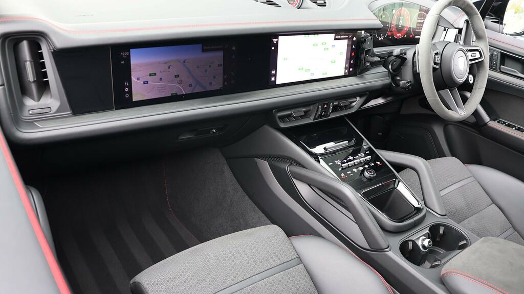 Porsche Cayenne Gts Tiptronic S White #3