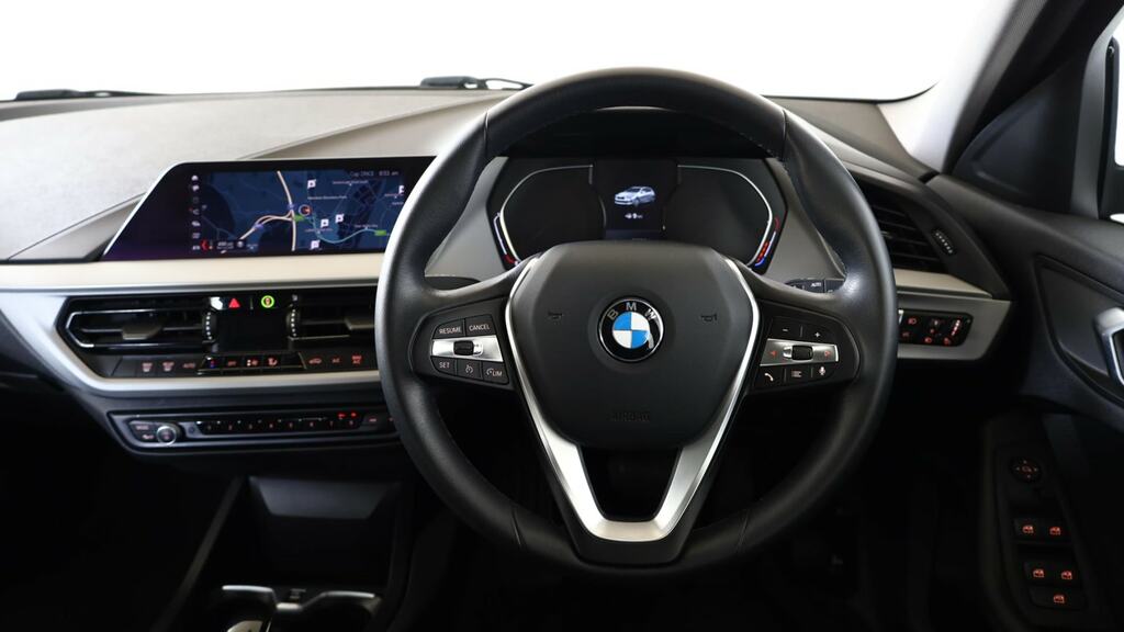 BMW 1 Series 118I Se Step FE20NUC Black #5