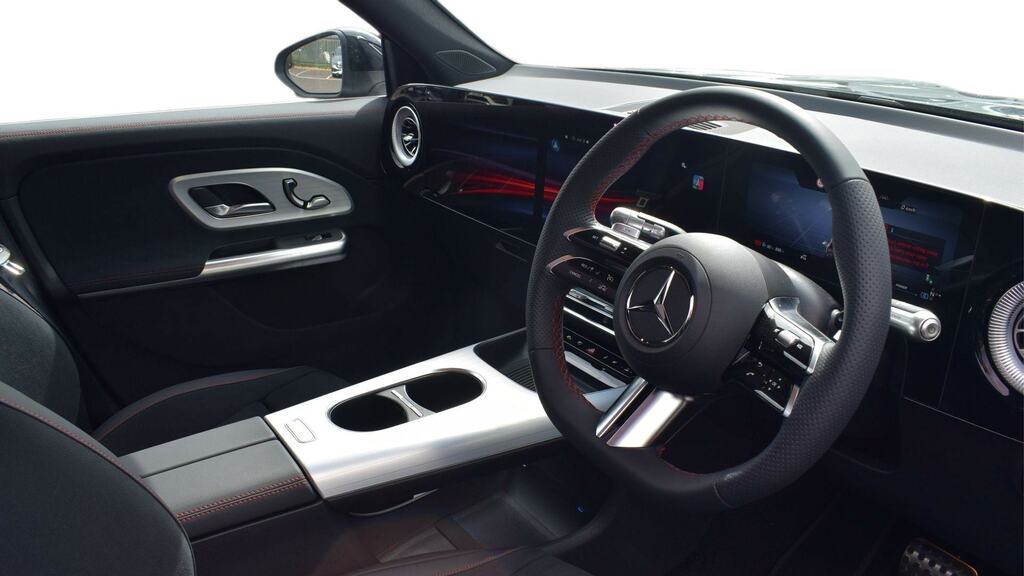 Mercedes-Benz 250 Glb 250 200Kw Amg Line Premium 85Kwh Black #3