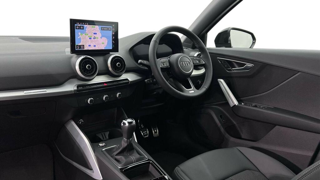 Audi Q2 35 Tfsi S Line FP26CVF Black #2
