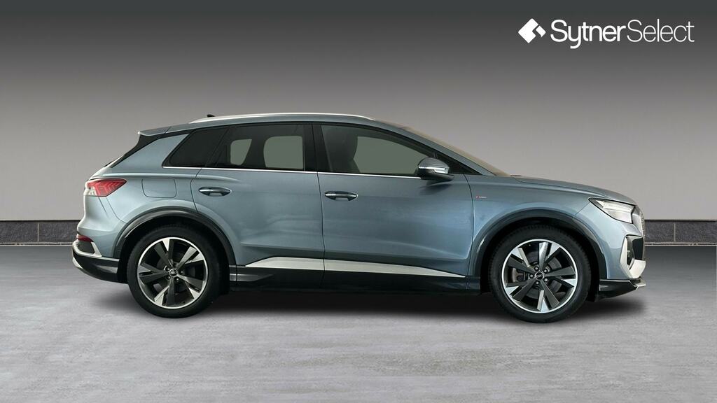 Audi Q4 E Tron 150Kw 40 82Kwh S Line FH72NRX Blue #3