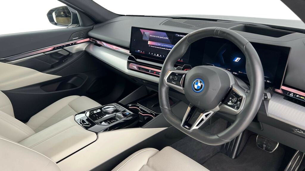 BMW i5 250Kw Edr40 M Sport 84Kwh Techcmf22kw YG25EOS Grey #6