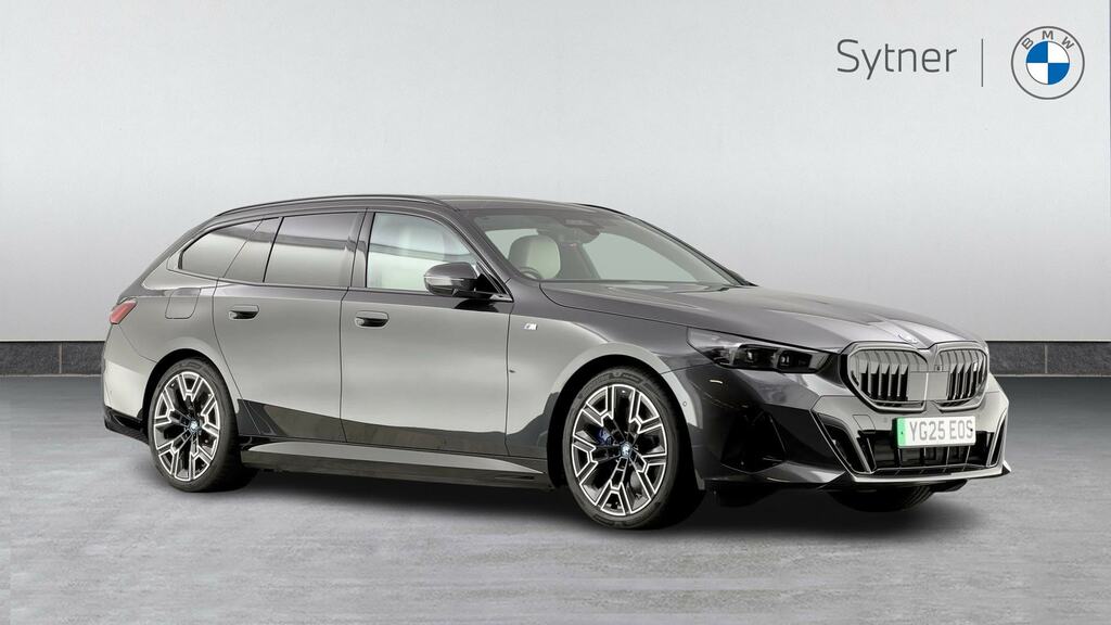 BMW i5 250Kw Edr40 M Sport 84Kwh Techcmf22kw YG25EOS Grey
