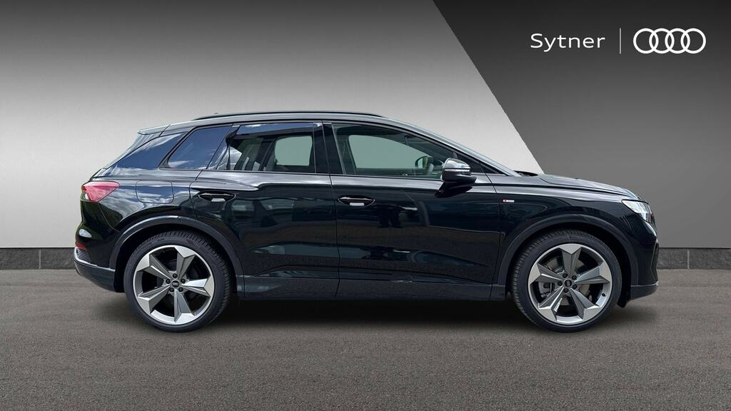 Audi Q4 E Tron 150Kw 40 63Kwh Black Edition Tech Pack YK26GOX Black #4