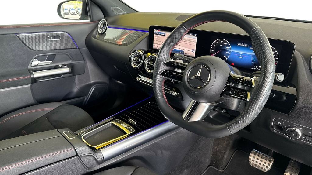 Mercedes-Benz GLA Class Gla 250E Amg Line Executive KN25CBV Black #3