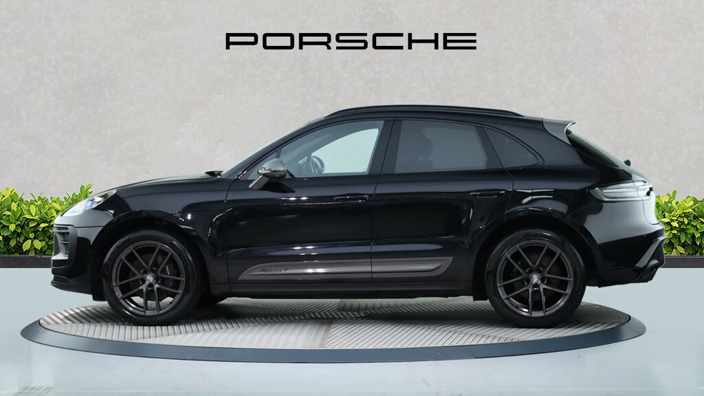 Porsche Macan T Pdk GX73VLS Black #4