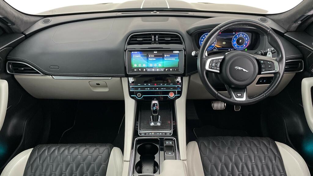 Jaguar F-Pace 5.0 Supercharged V8 Svr Awd MC70UAH White #6