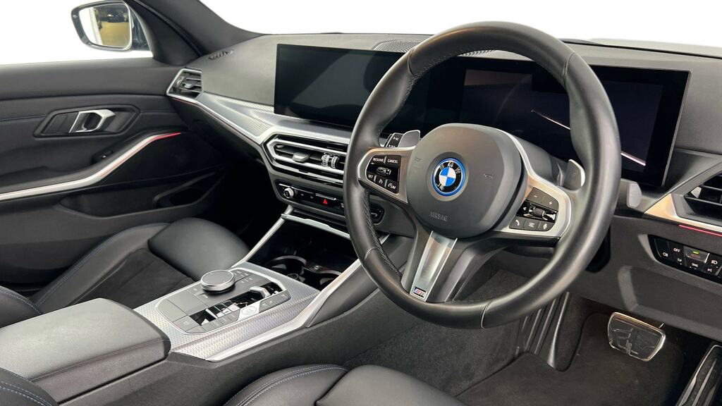 BMW 3 Series 330E M Sport Step AO24LPU Black #6
