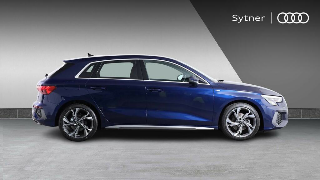 Audi A3 30 Tfsi S Line S Tronic YC73NHD Blue #4