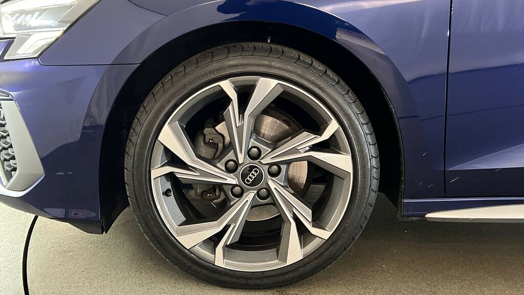Audi A3 30 Tfsi S Line S Tronic YC73NHD Blue #5