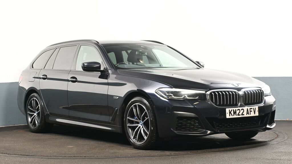 BMW 5 Series 530E M Sport Black