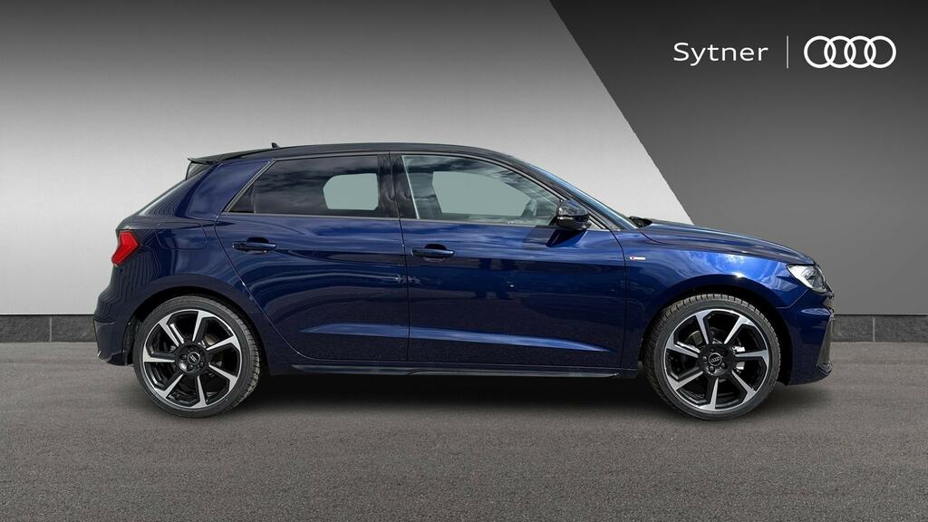 Audi A1 30 Tfsi Black Edition S Tronic YK26GNF Blue #4