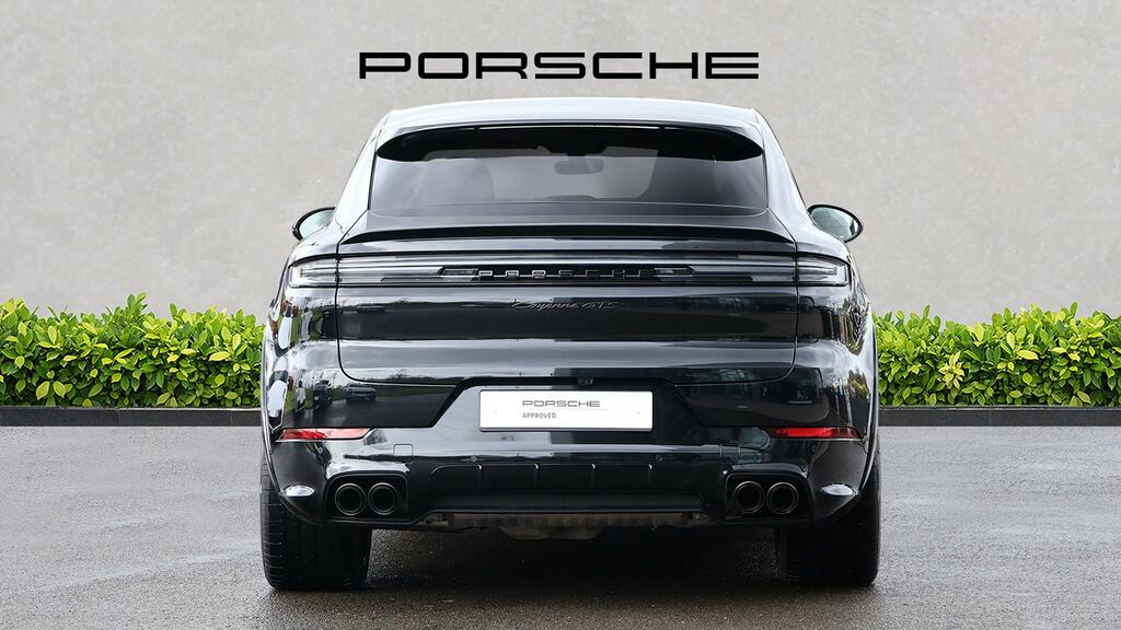 Porsche Cayenne Gts Tiptronic S Black #6