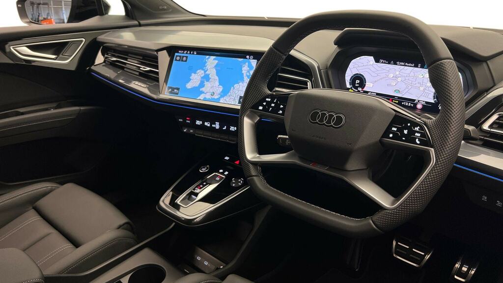 Audi Q4 E Tron 150Kw 40 63Kwh Black Edition Tech Pack RO26DKK Grey #6