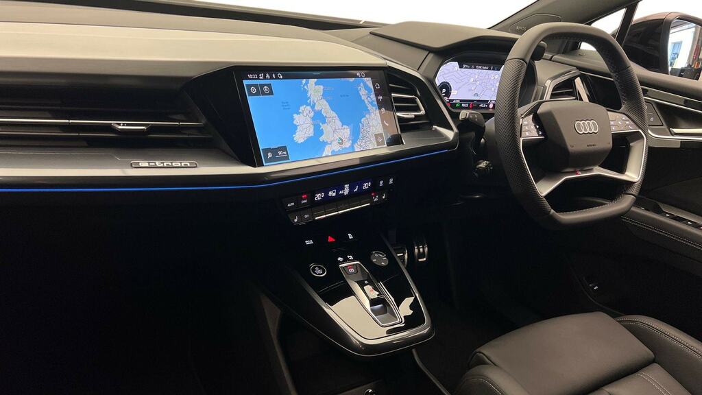 Audi Q4 E Tron 150Kw 40 63Kwh Black Edition Tech Pack RO26DKK Grey #2