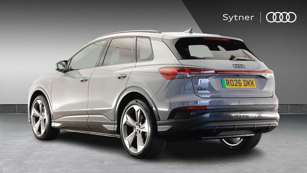 Audi Q4 E Tron 150Kw 40 63Kwh Black Edition Tech Pack RO26DKK Grey #3