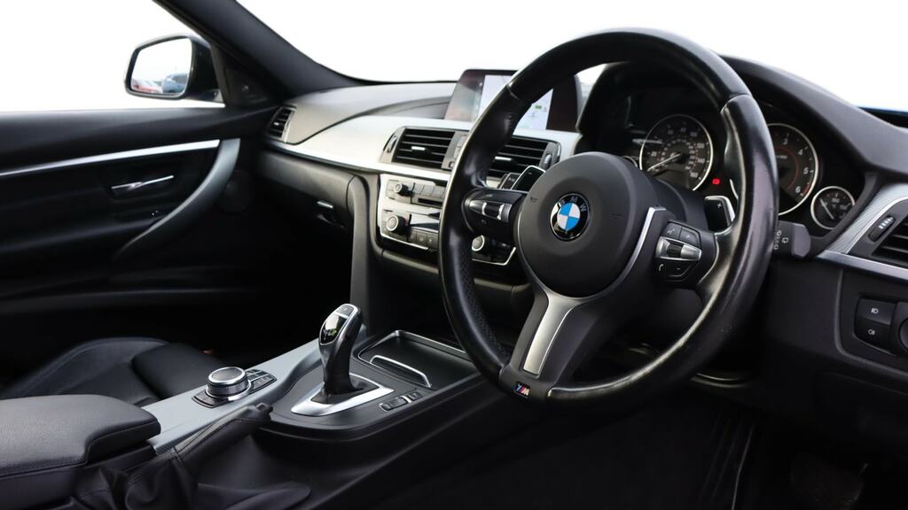 BMW 3 Series 320D M Sport Shadow Edition Step AF68TYS Blue #6