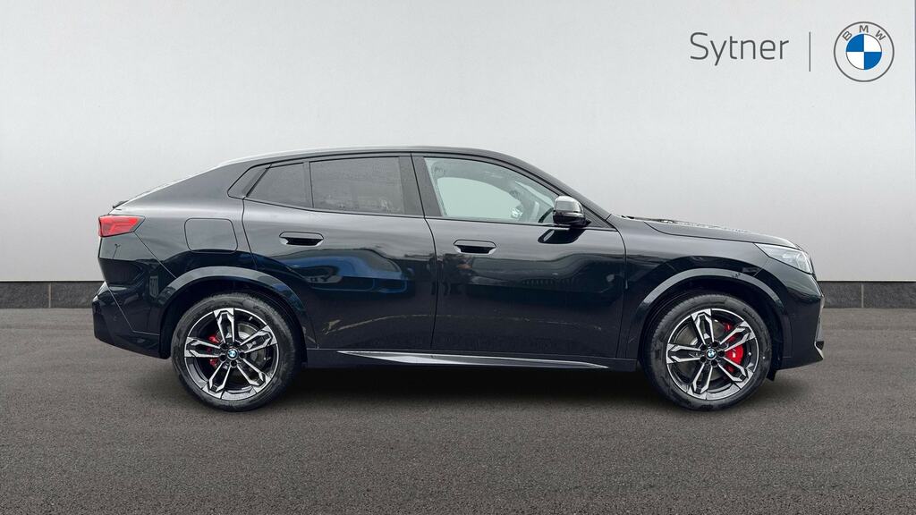 BMW iX2 150Kw Edrive20 Shadow Edition 65Kwh CN26NYL Black #3