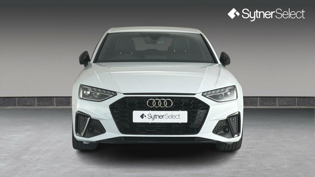 Audi A4 35 Tdi Black Edition S Tronic MC21CFD White #4