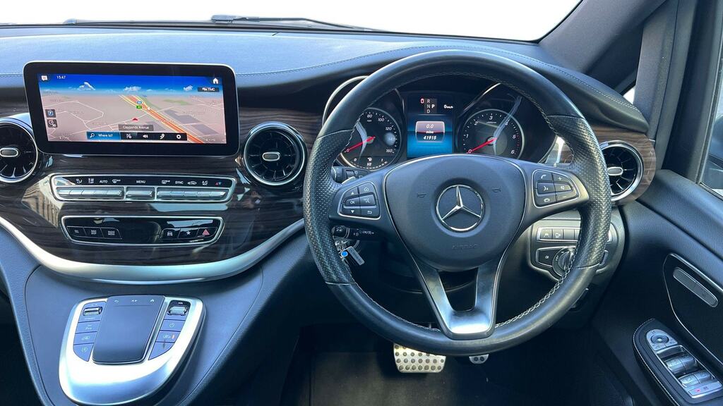 Mercedes-Benz V Class Mpv Red #9