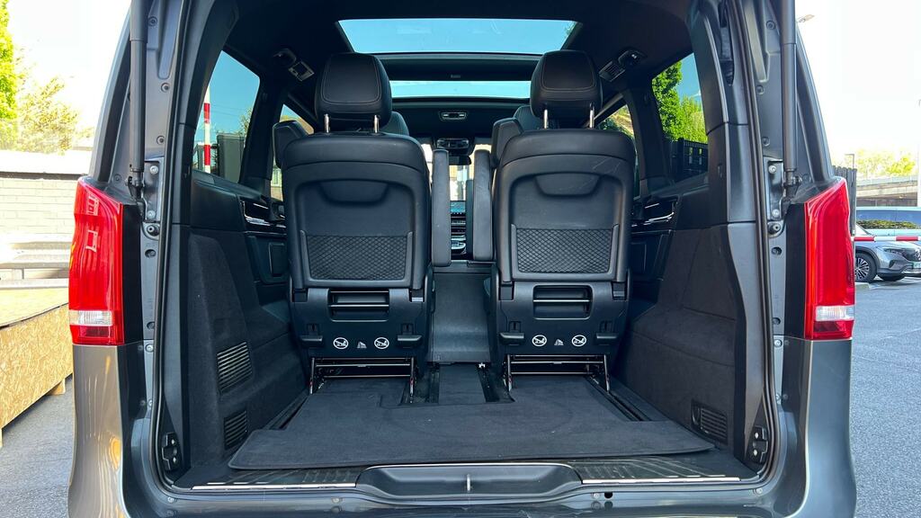 Mercedes-Benz V Class Mpv Red #17
