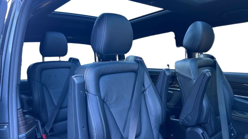 Mercedes-Benz V Class Mpv Red #12