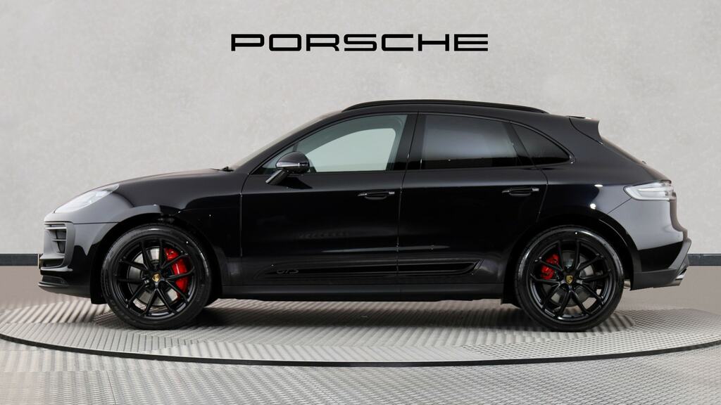 Porsche Macan Gts Pdk Black #3