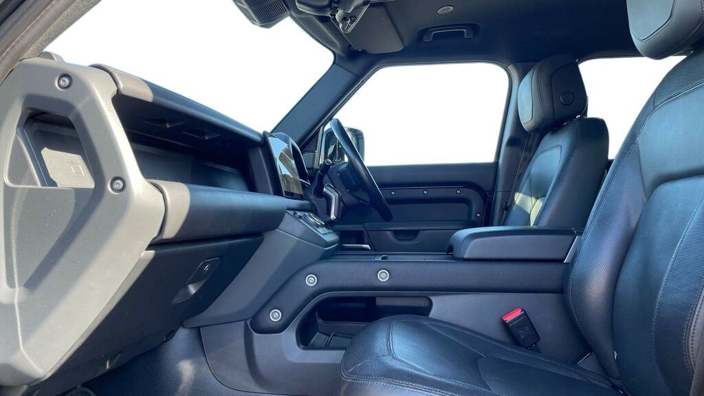Land Rover Defender 110 3.0 D300 X-dynamic Hse 110 7 Seat YM23CZS Black #3