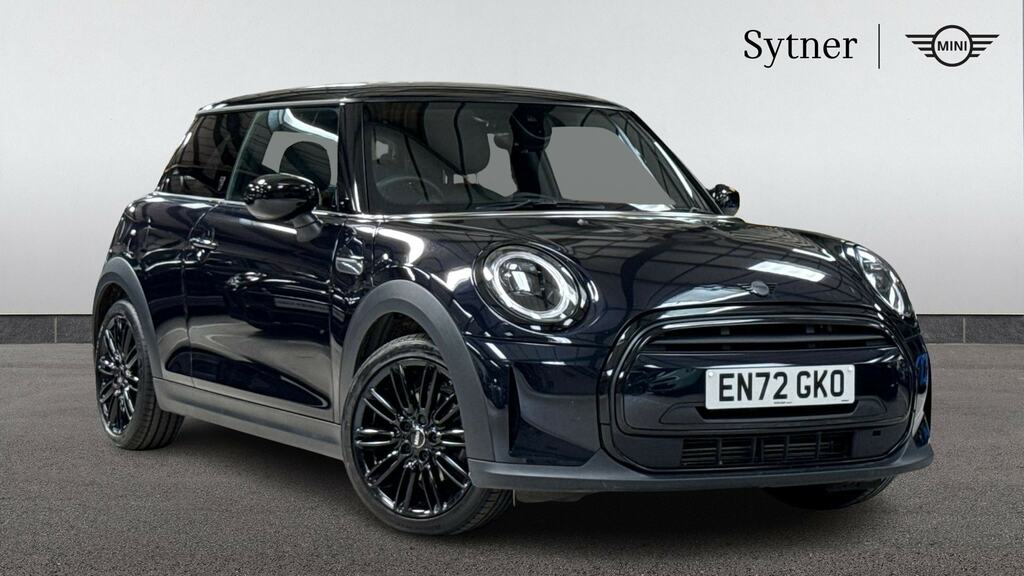 Mini Hatch 1.5 Cooper Exclusive Premium Black