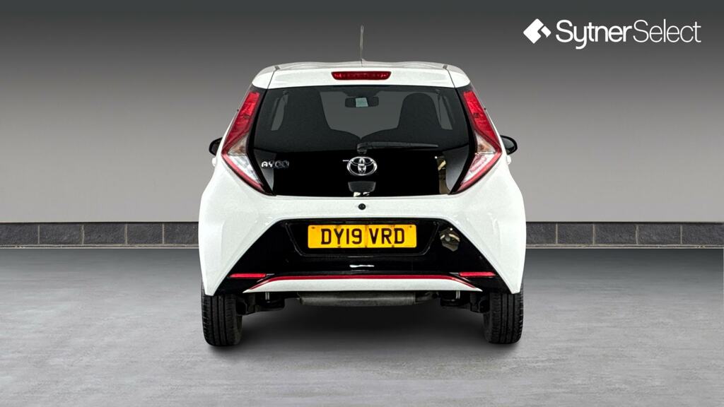 Toyota Aygo 1.0 Vvt-i X-trend DY19VRD White #5